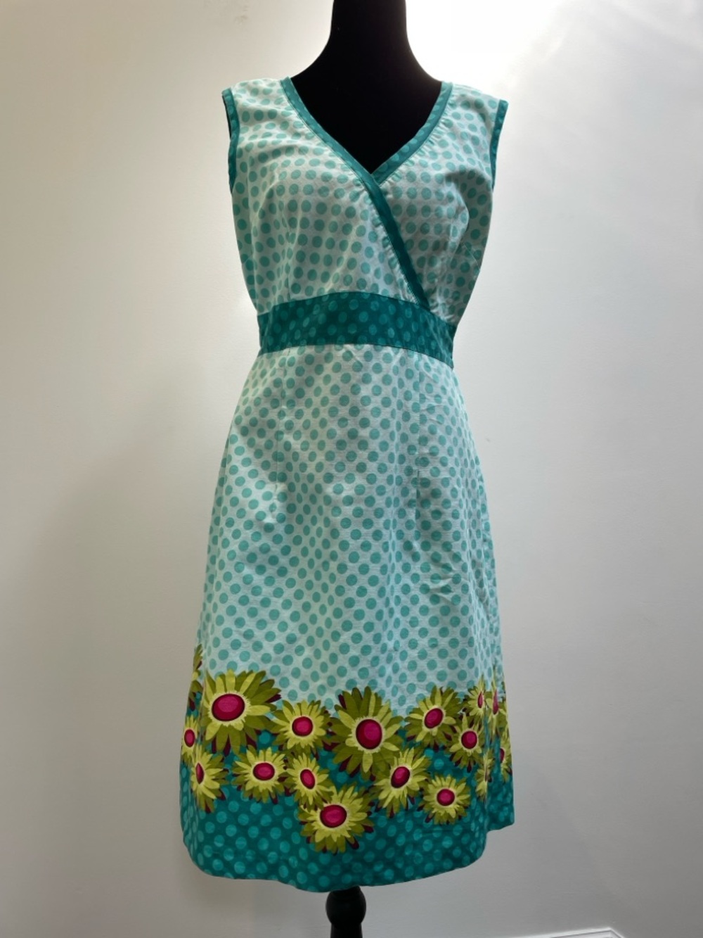 Mandala Design Cotton Polka Dot Dress, Floral Hem, Wrap Style, Size M (8)